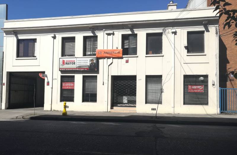 Oficina Angol / Barros Arana