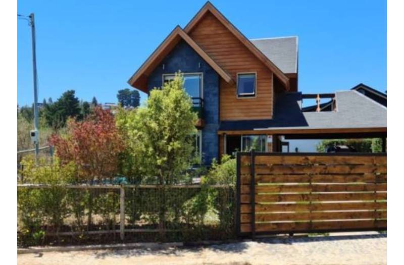 PLAZA DEL SOL PINGUERAL