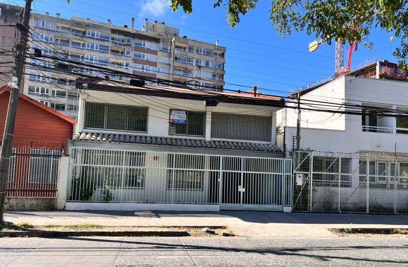 EXCELENTE LOCAL COMERCIAL EN VICTOR LAMAS