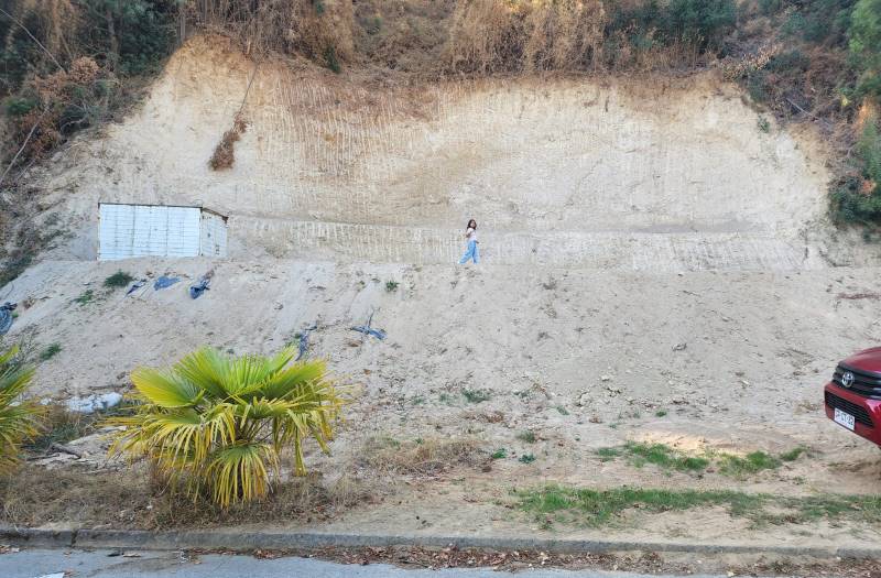 OPORTUNIDAD SCHAUB TERRENO CON PROYECTO DE ARQUITECTURA