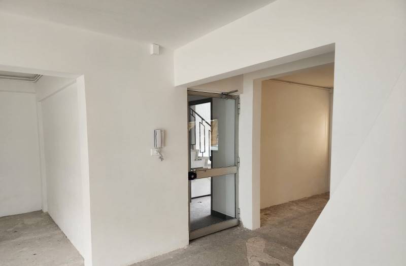 PROPIEDAD COMERCIAL DIRECTO A LA CALLE LINCOYAN