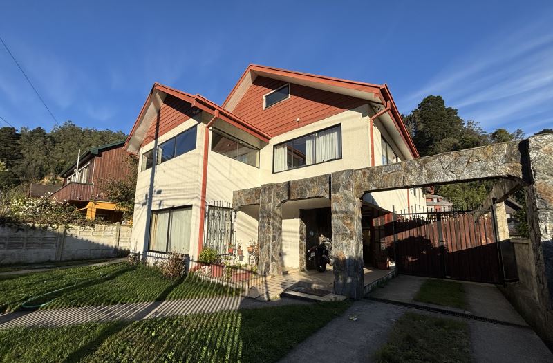 AMPLIA PROPIEDAD SECTOR SANATORIO ALEMAN